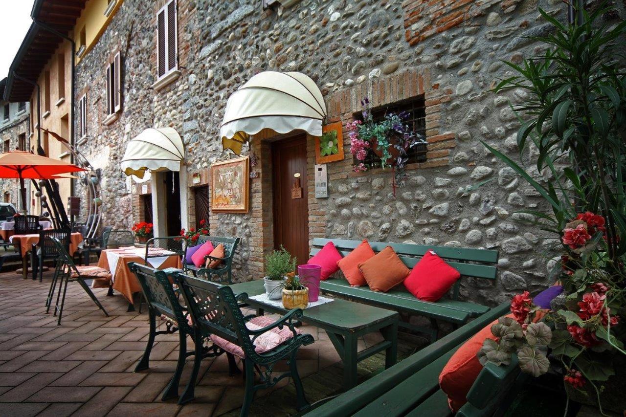 Al Borgo Antico Affittacamere Bedizzole Exterior foto